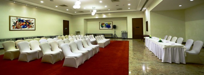 676/Vivanta by Taj Connemara - Chennai 05.jpg